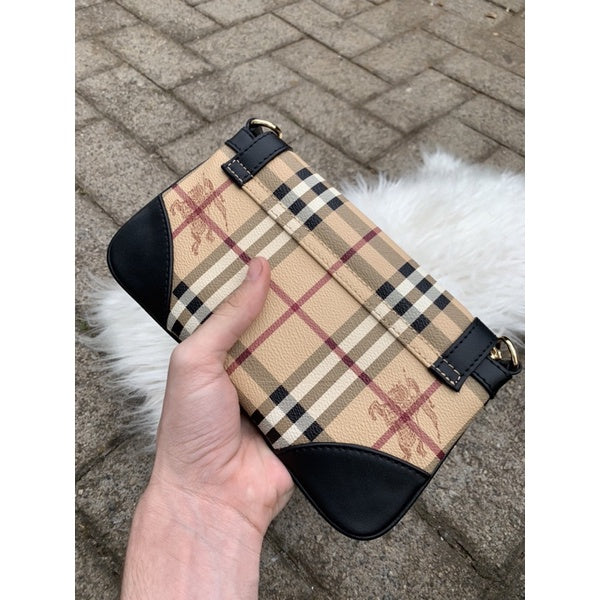 Bolsa Burberry Baguette Xadrez