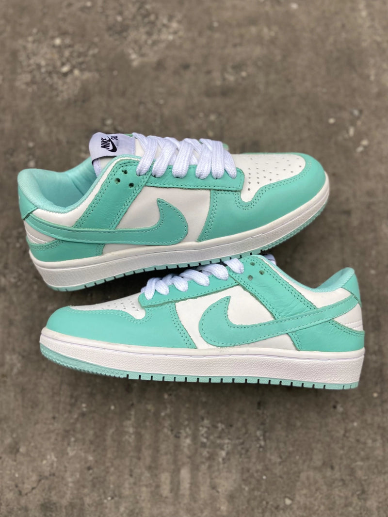 Tênis SB Dunk Low "Green Glow"