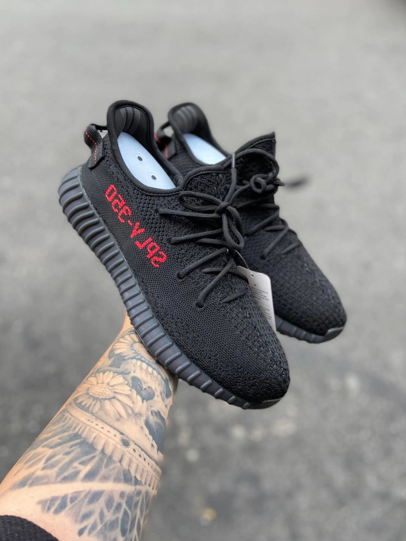 Tênis Adidas Yeezy Boost 350 V2 Black Red (Bred)