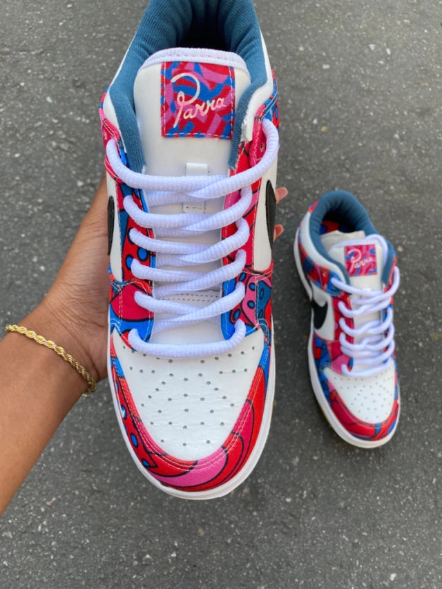 Tênis Nike Dunk Low SB Parra