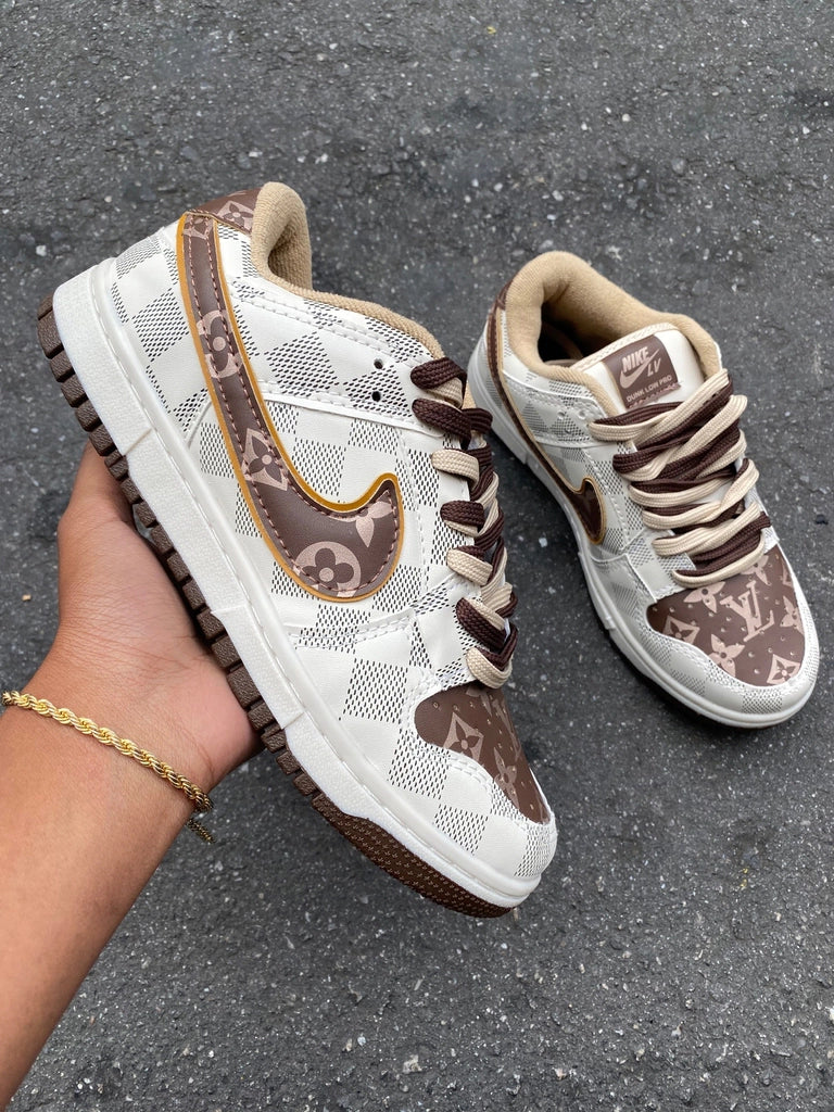 Tênis Air Force 1 Collab Louis Vuitton