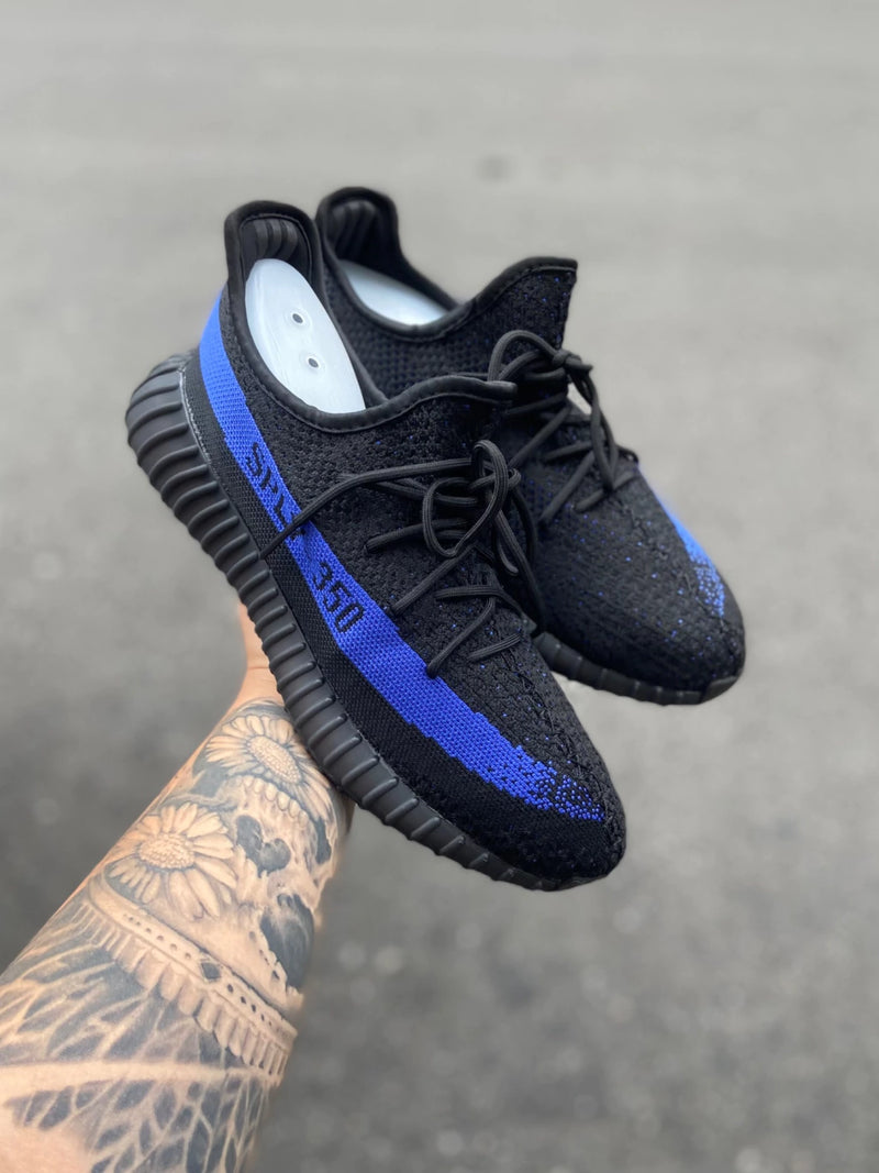 Tênis Adidas Yeezy Boost 350 V2 Dazzling Blue