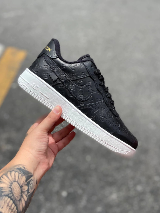 Tênis Nike Air Force 1 Collab Louis Vuitton