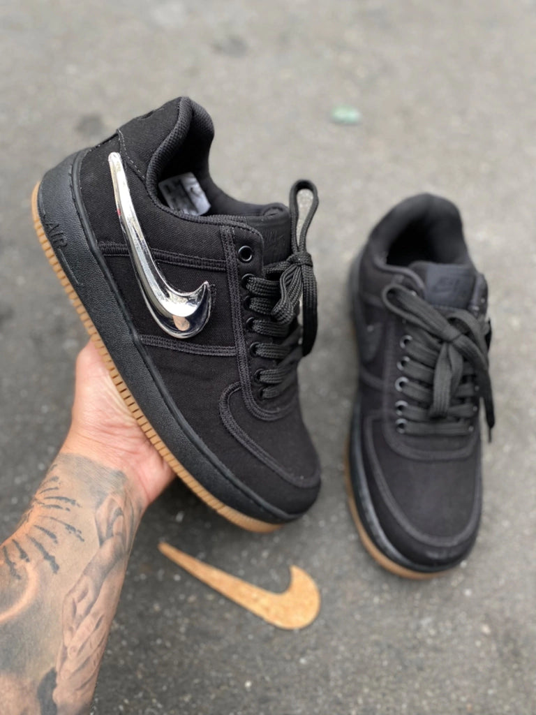 Tênis Air Force One Sail x Travis Scott (Troca Swoosh)