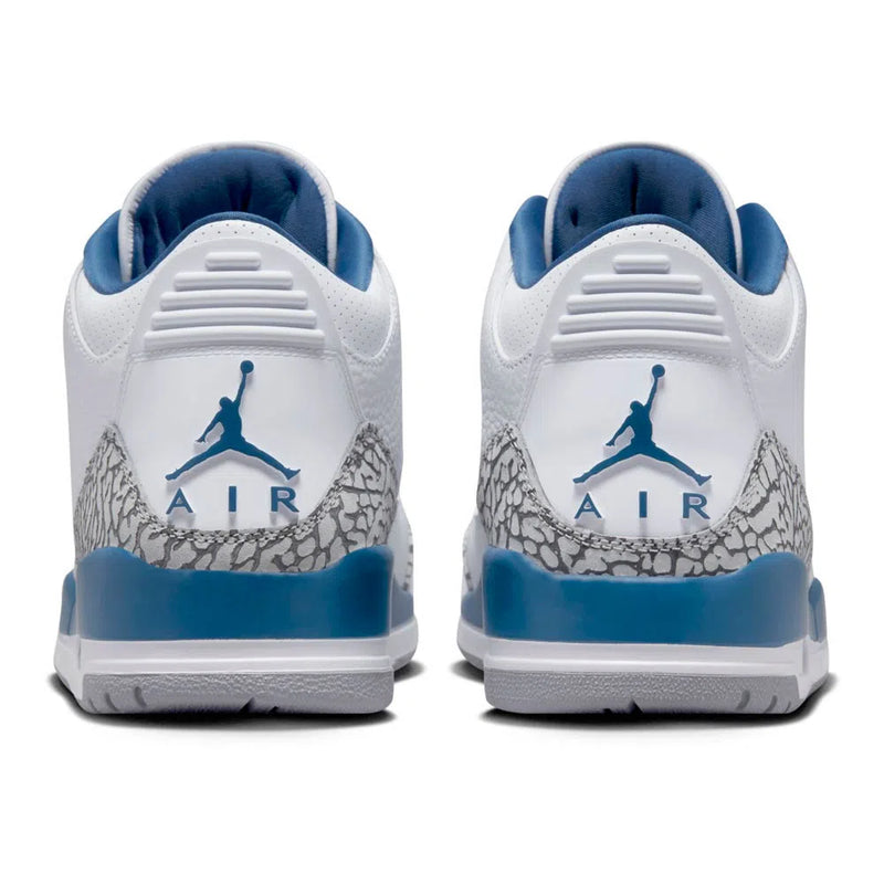 Tênis Air Jordan 3 Retro