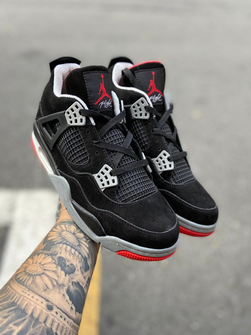 Tênis AJ4