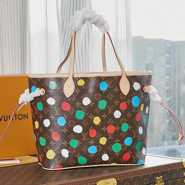 Bolsa de ombro LV x YK Neverfull MM