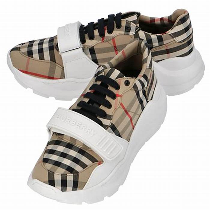 Tênis Burberry xadrez vintage Low