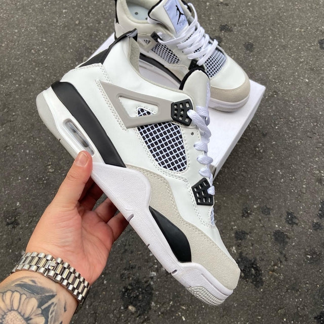 Tênis NK Air Jordan 4