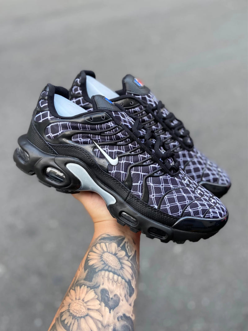 Tênis AIR MAX TN Plus 5 Opções