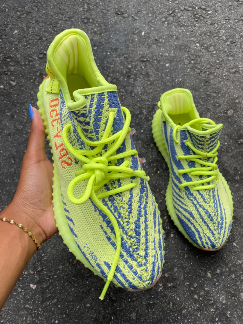 Tênis Adidas Yeezy Boost 350 V2 Semi Frozen Yellow