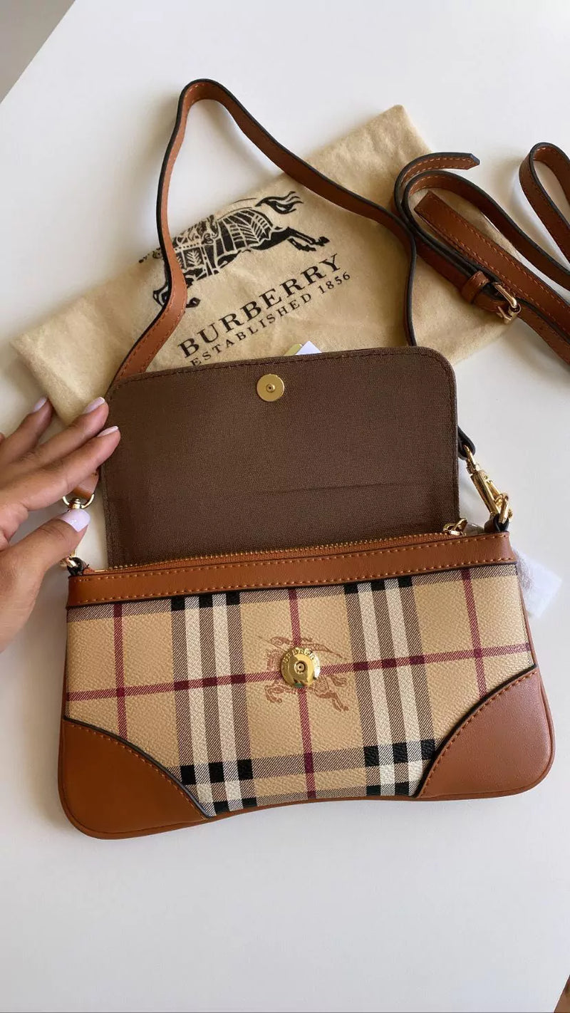 Bolsa Burberry Baguette Xadrez