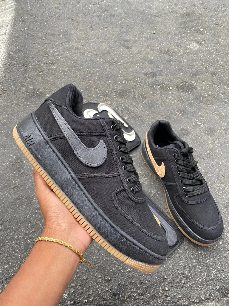 Tênis Air Force One Sail x Travis Scott (Troca Swoosh)