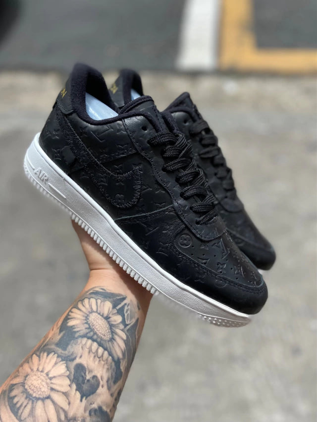 Tênis Nike Air Force 1 Collab Louis Vuitton