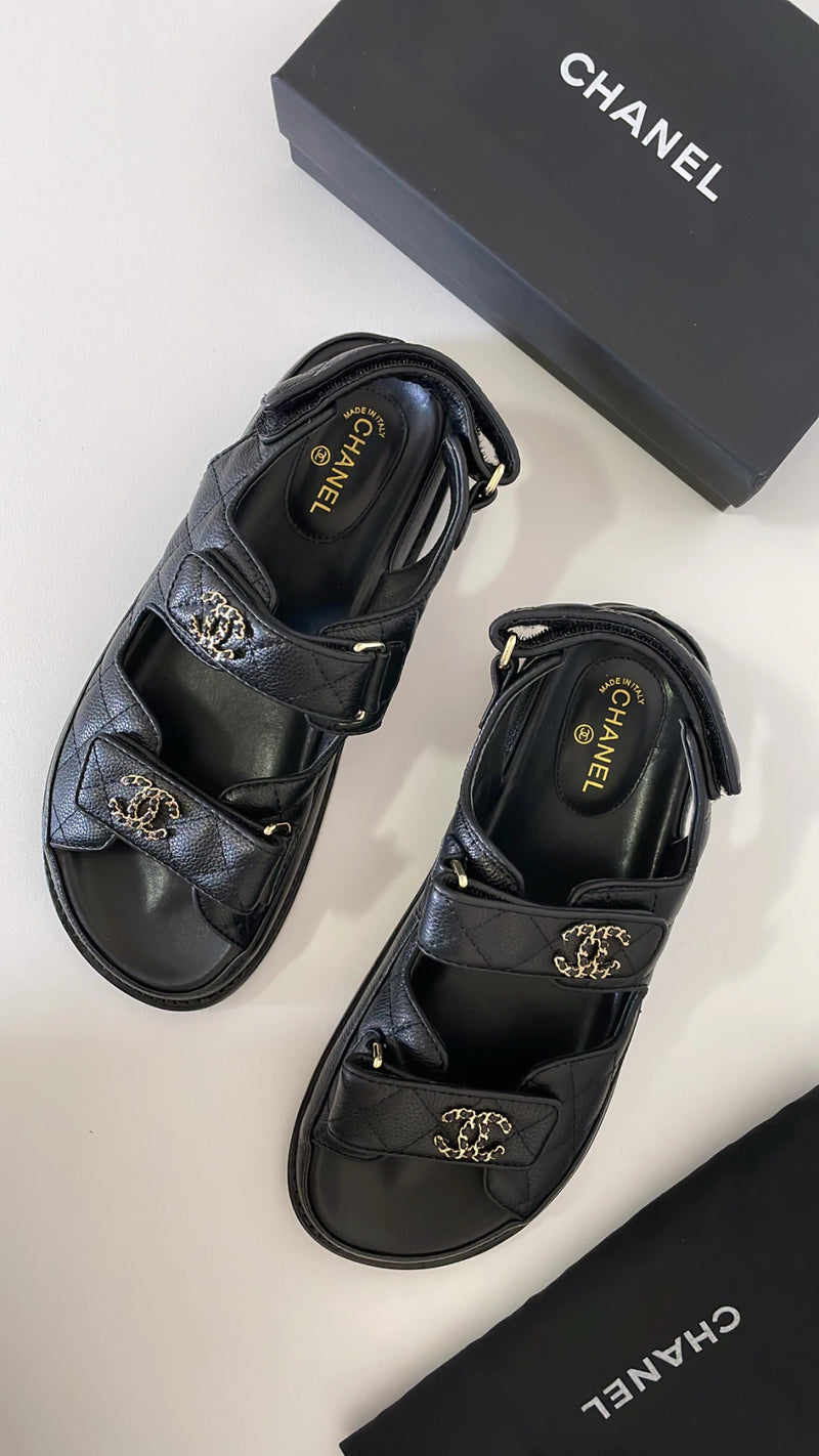 Sandália Chanel Grained Calfskin Velcro Dad