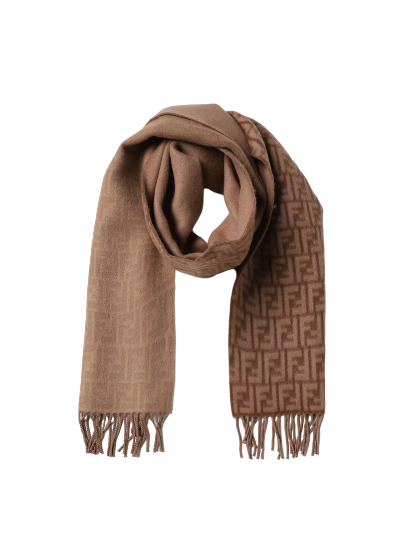 Cashmere Fendi scarf in wool