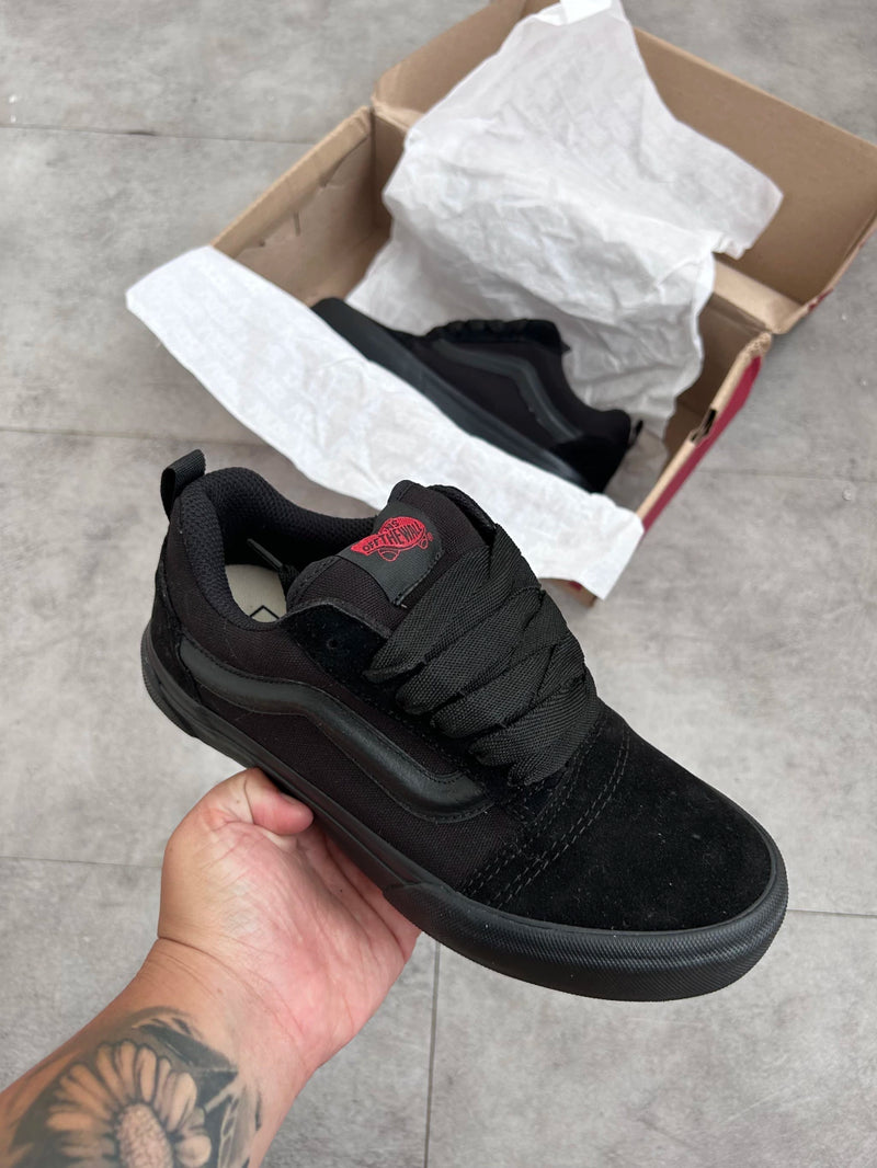 Tênis Vans Knu Skool Feminino