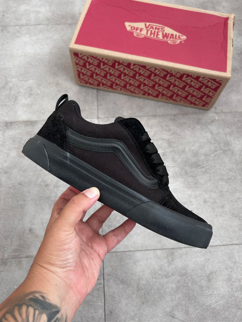 Tênis Vans Knu Skool Feminino