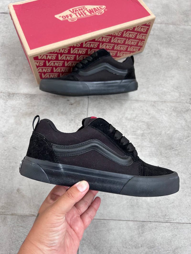 Tênis Vans Knu Skool Feminino