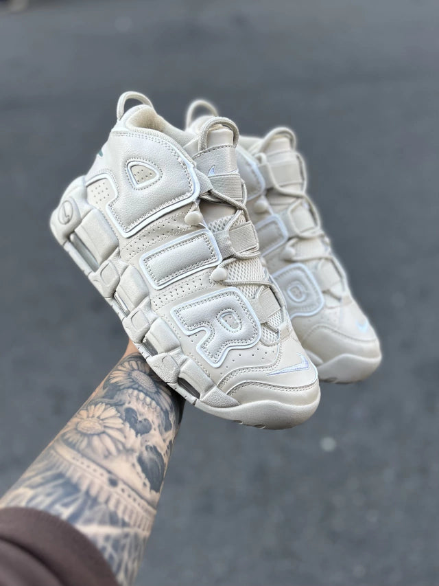 Tênis Nike Air More Uptempo