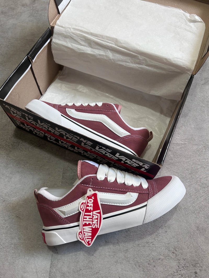 Tênis Vans Knu Skool Feminino