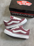 Tênis Vans Knu Skool Feminino