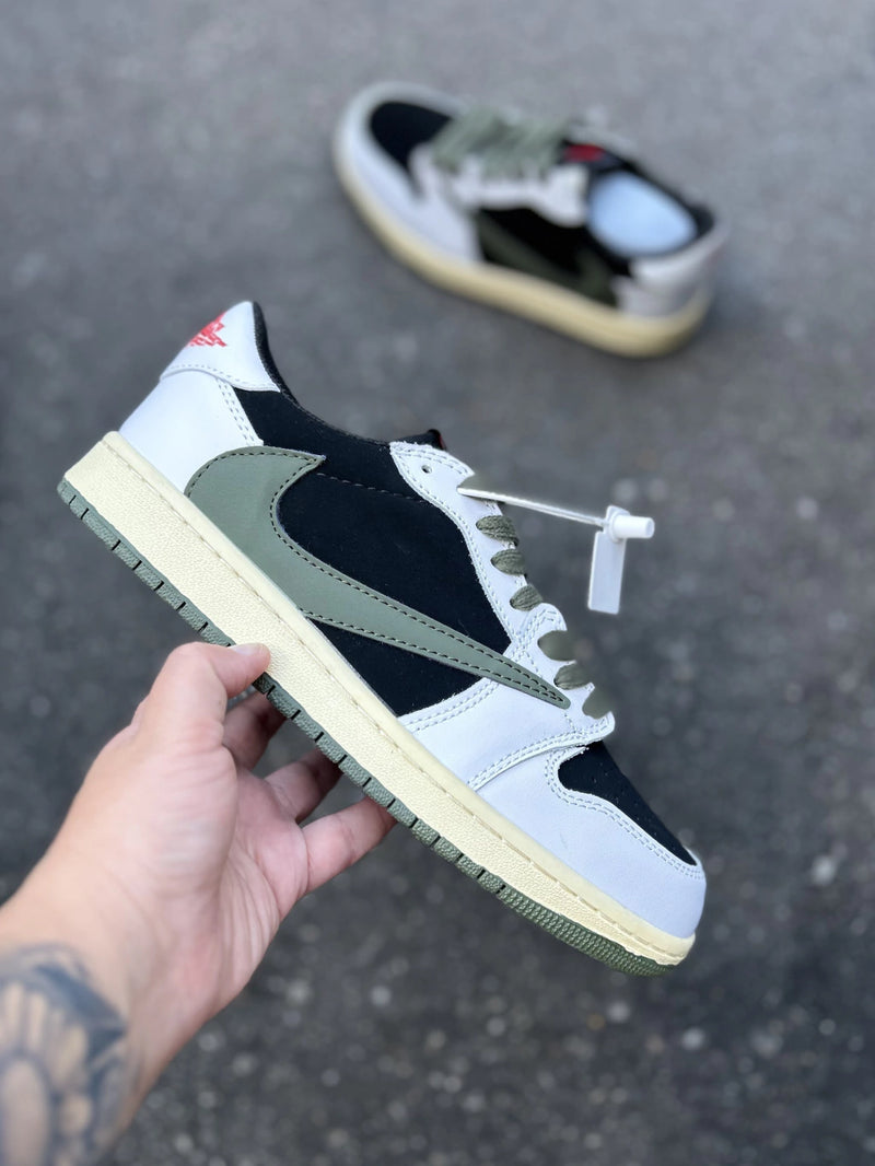 Tênis Air Jordan 1 Low Travis Scott