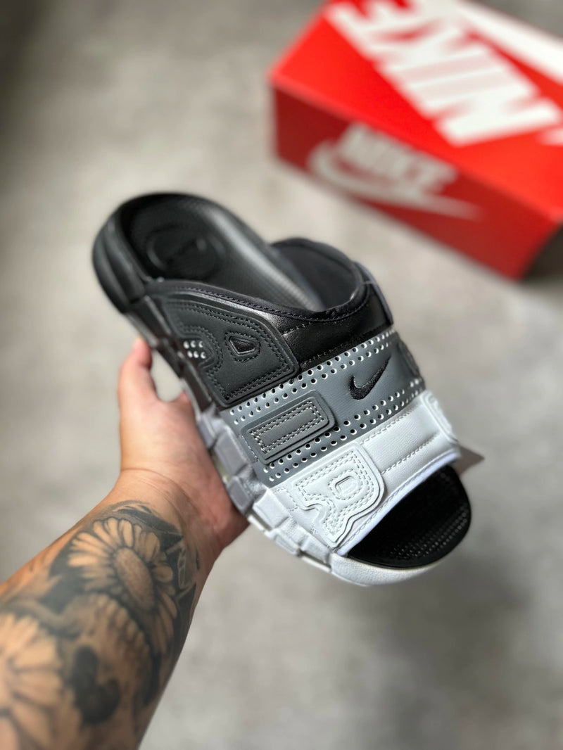 Chinelo Nike Airmore Uptempo