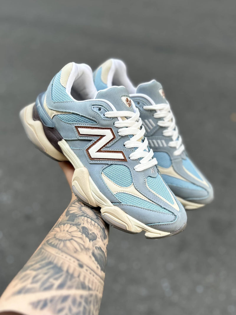 Tênis New Balance 9060