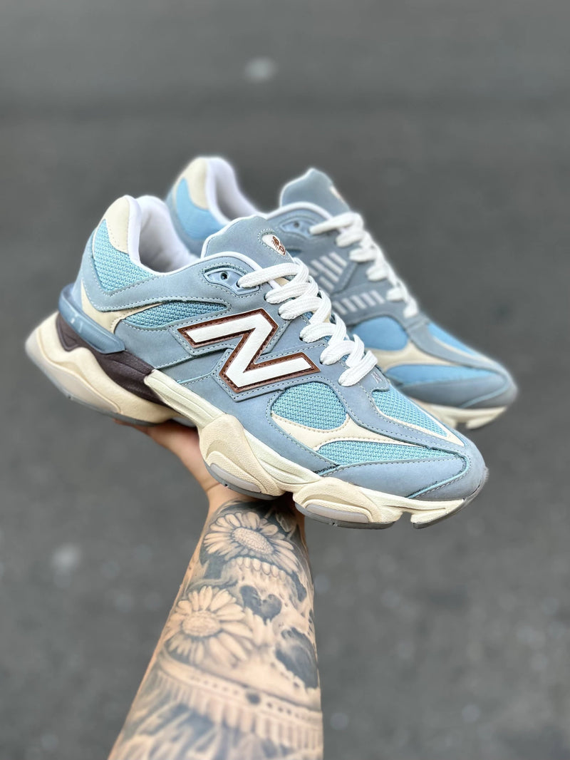 Tênis New Balance 9060