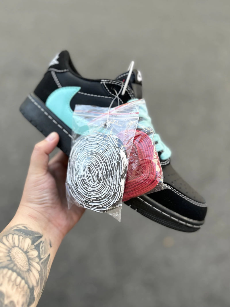 Tênis Air Jordan 1 Low Travis Scott Tiffany Custon