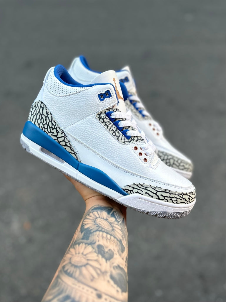 Tênis Air Jordan 3 Retro