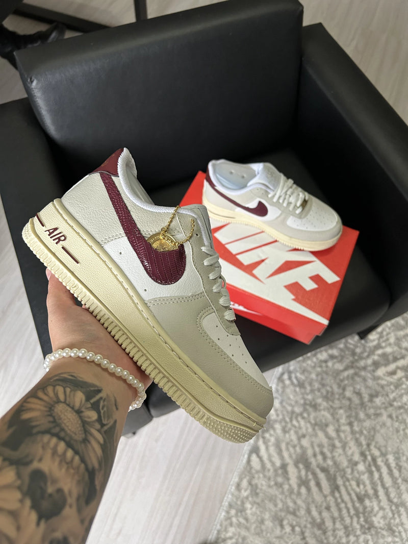 Tênis Nike Air Force 1 Se Sisterhood