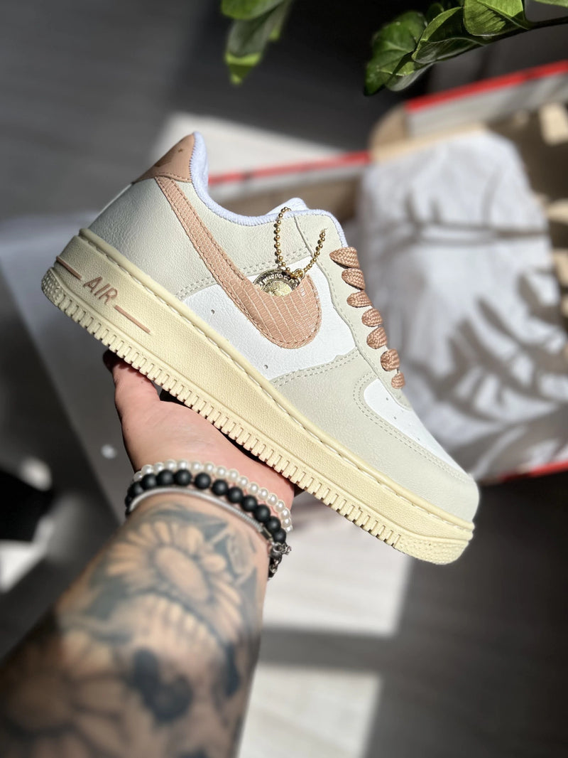 Tênis Nike Air Force 1 Se Sisterhood