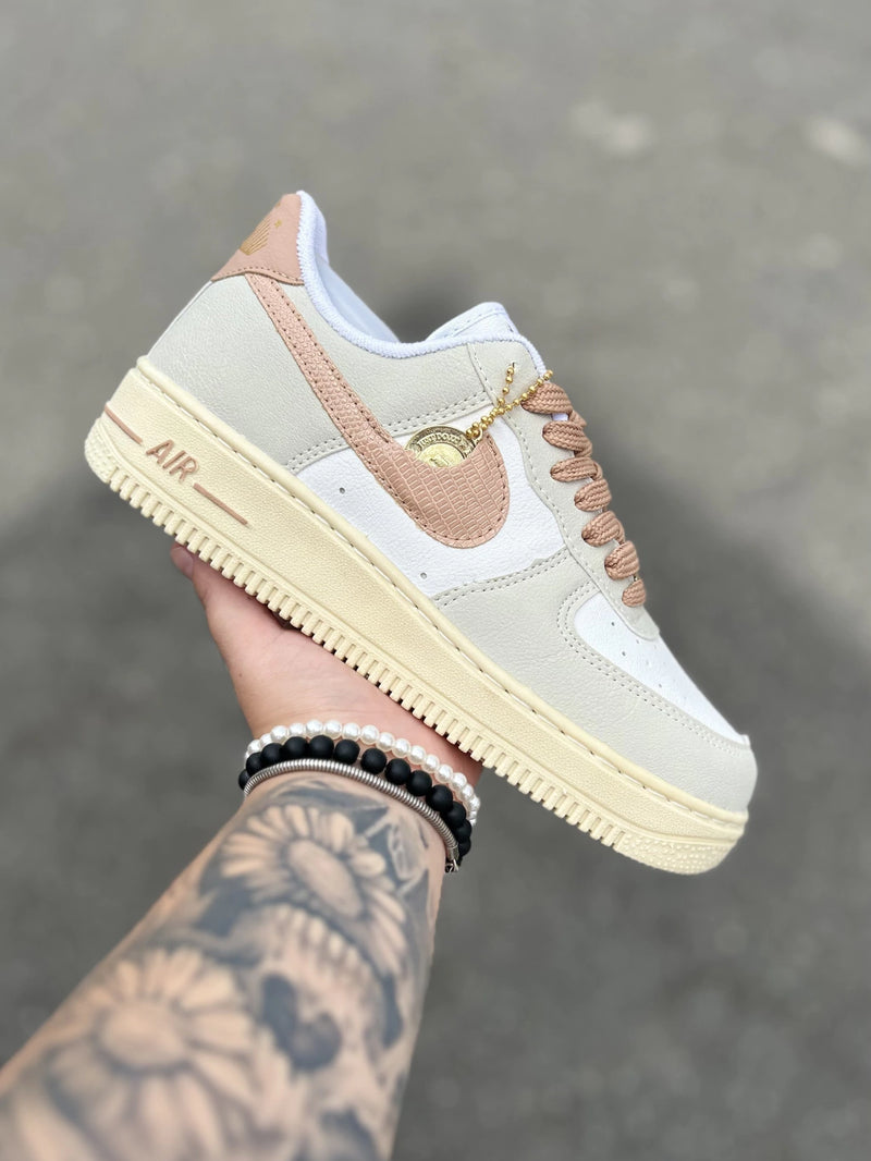 Tênis Nike Air Force 1 Se Sisterhood