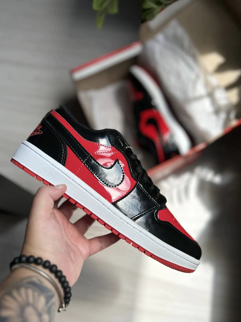 Tênis Air Jordan 1 Low Retro Og Gs Patent Bred