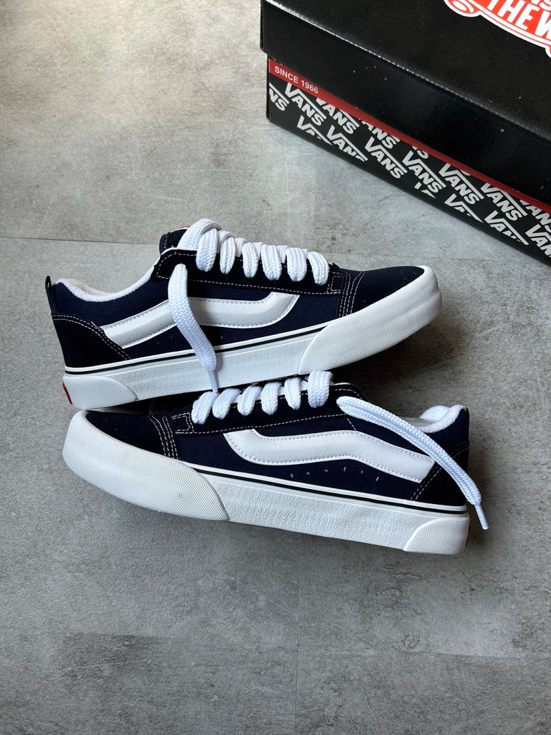 Tênis Vans Knu Skool Feminino