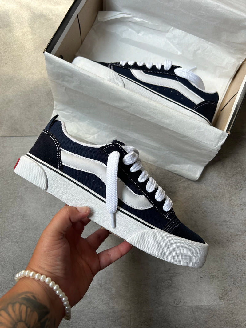 Tênis Vans Knu Skool Feminino