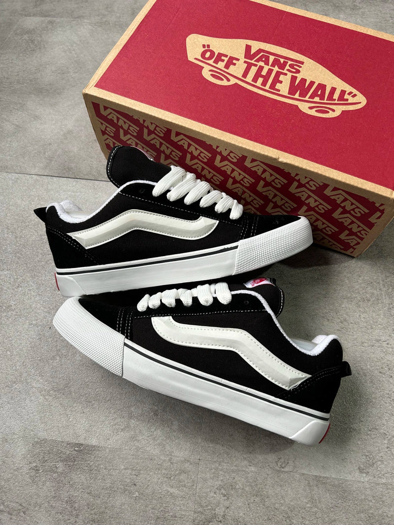 Tênis Vans Knu Skool Feminino