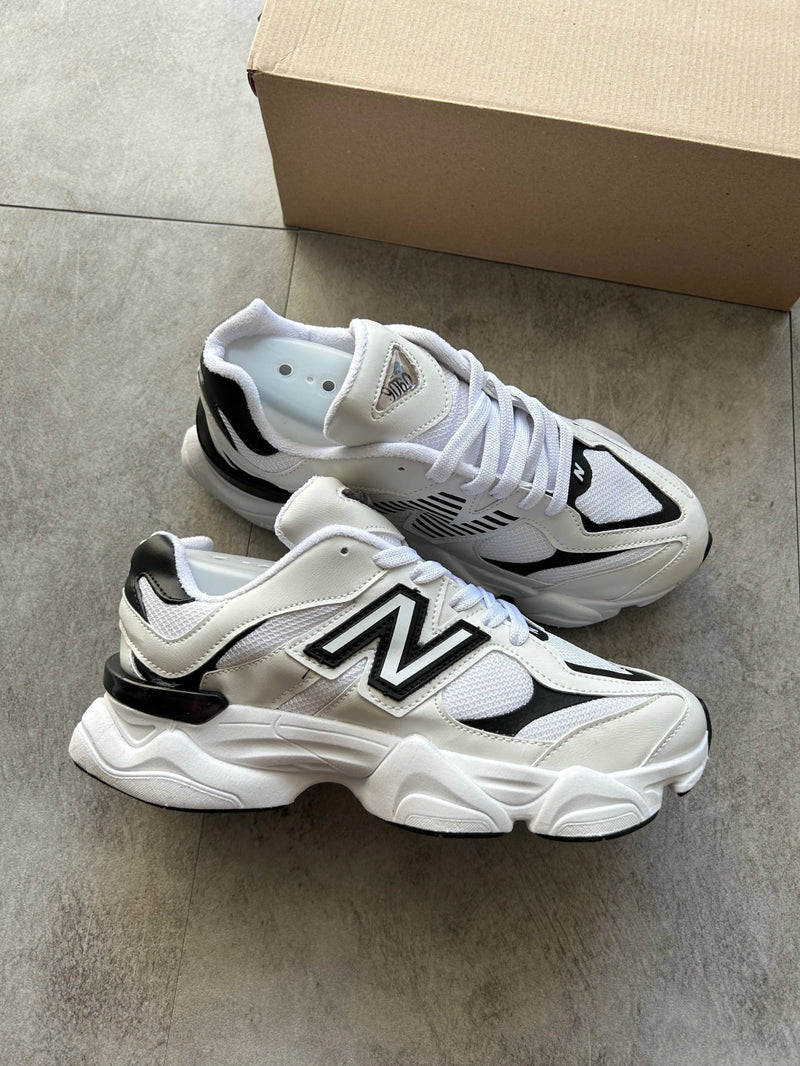 Tênis New Balance 9060