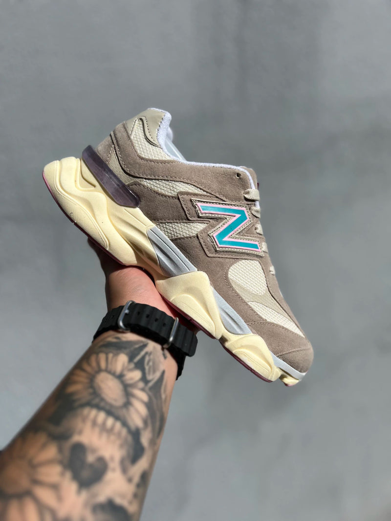 Tênis New Balance 9060