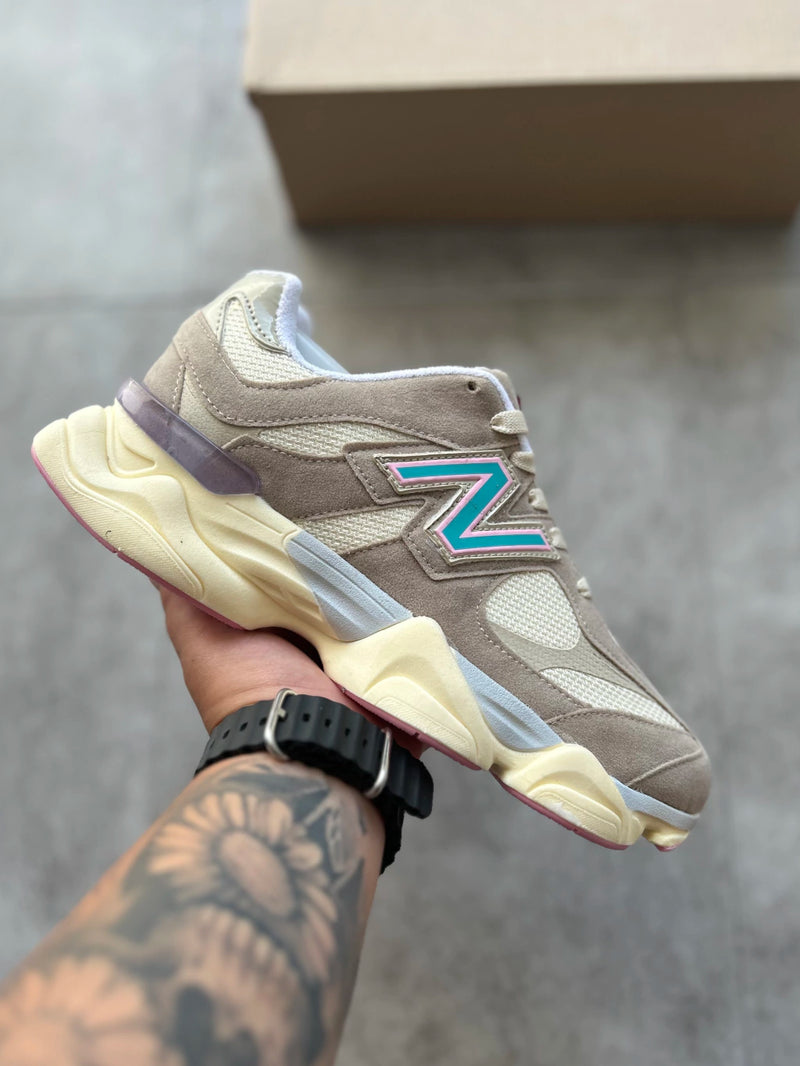 Tênis New Balance 9060