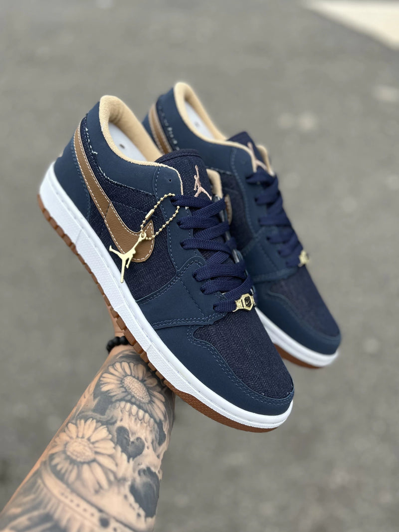 Tênis Air Jordan 1 Low SE Denim