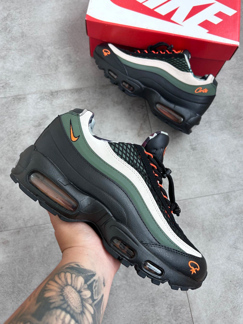 Tênis Corteiz X Nike Air Max 95 Rules The World