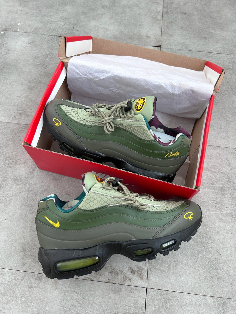 Tênis Corteiz X Nike Air Max 95 Rules The World