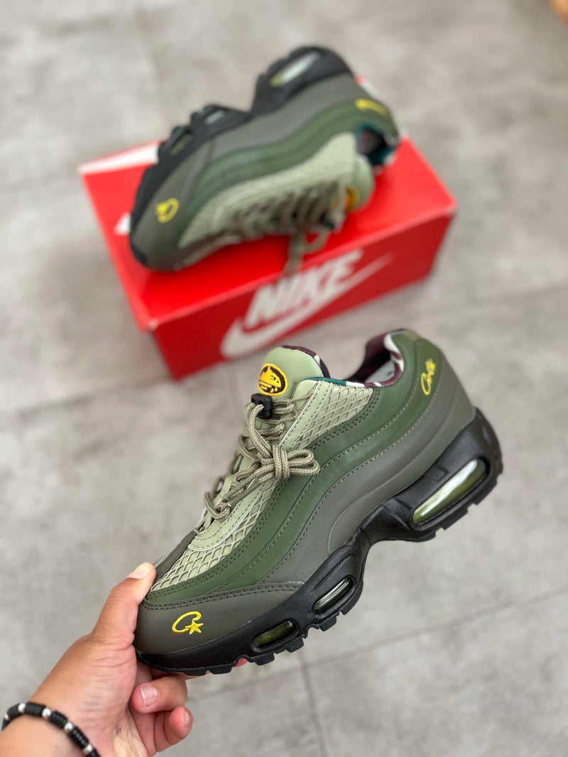 Tênis Corteiz X Nike Air Max 95 Rules The World