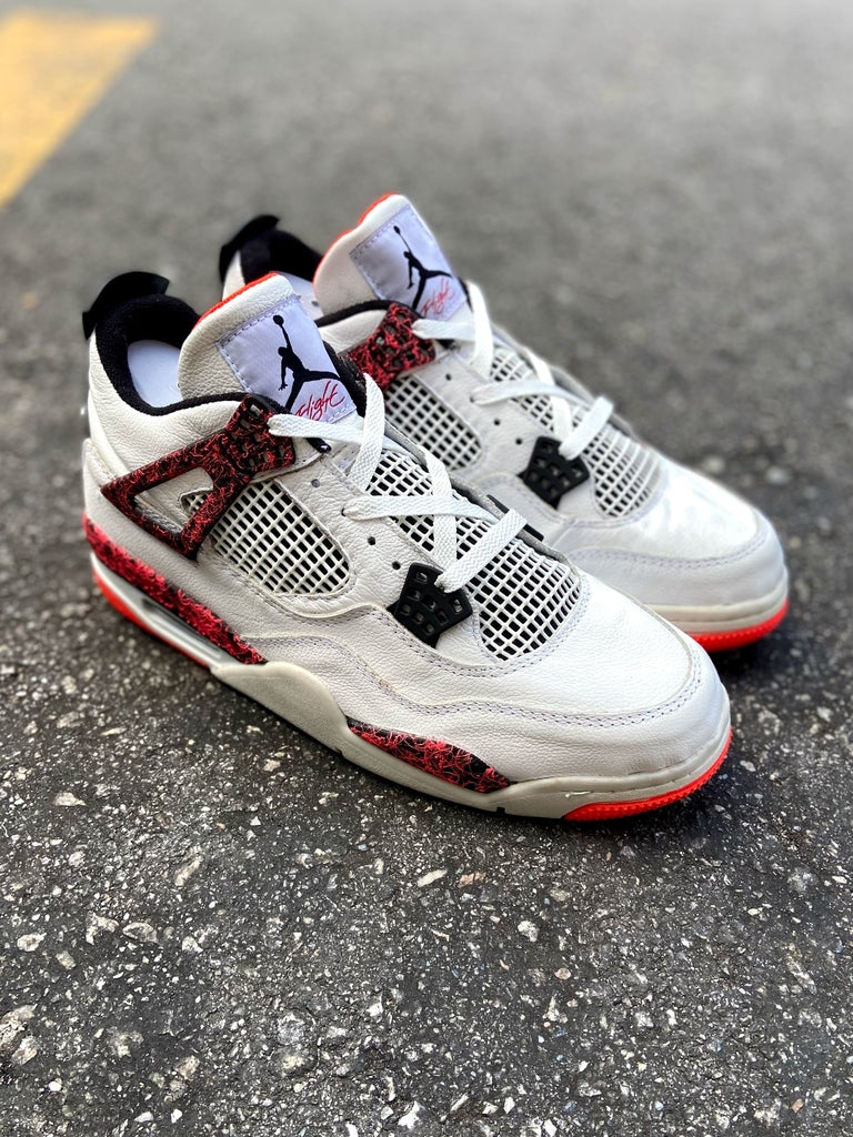 Tênis AJ4