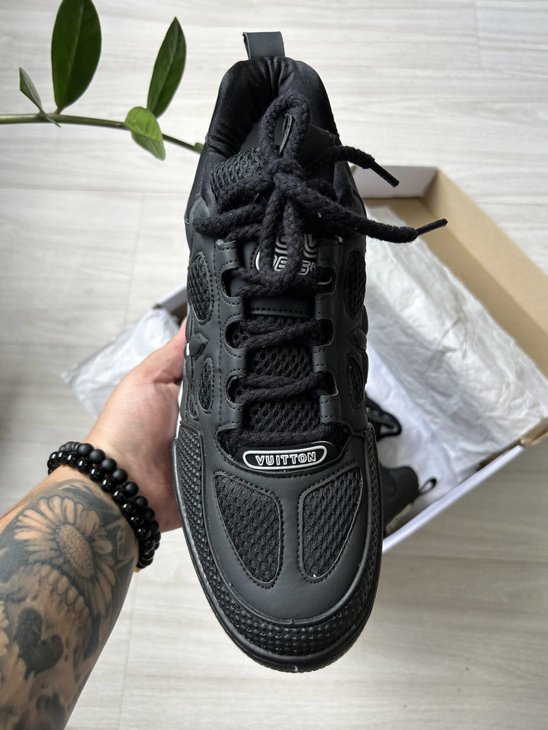 Tênis LV Skate All Black