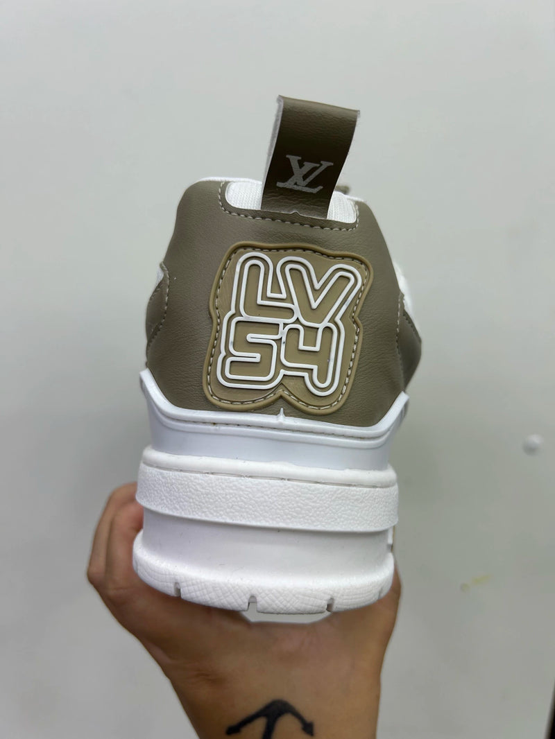 Tênis Louis Vuitton Skate em Beige