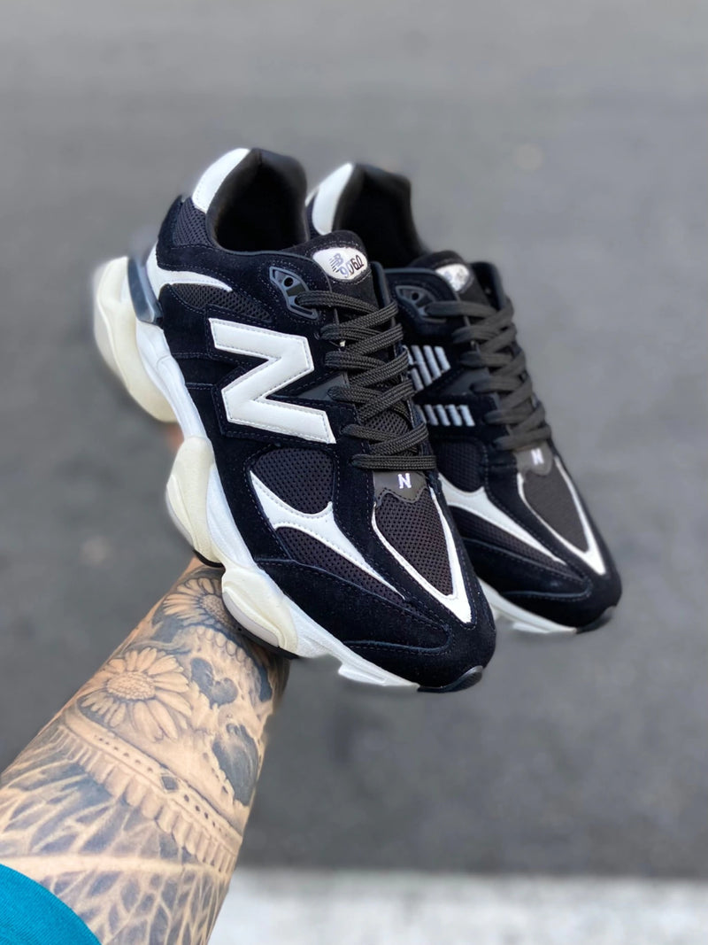 Tênis New Balance 9060